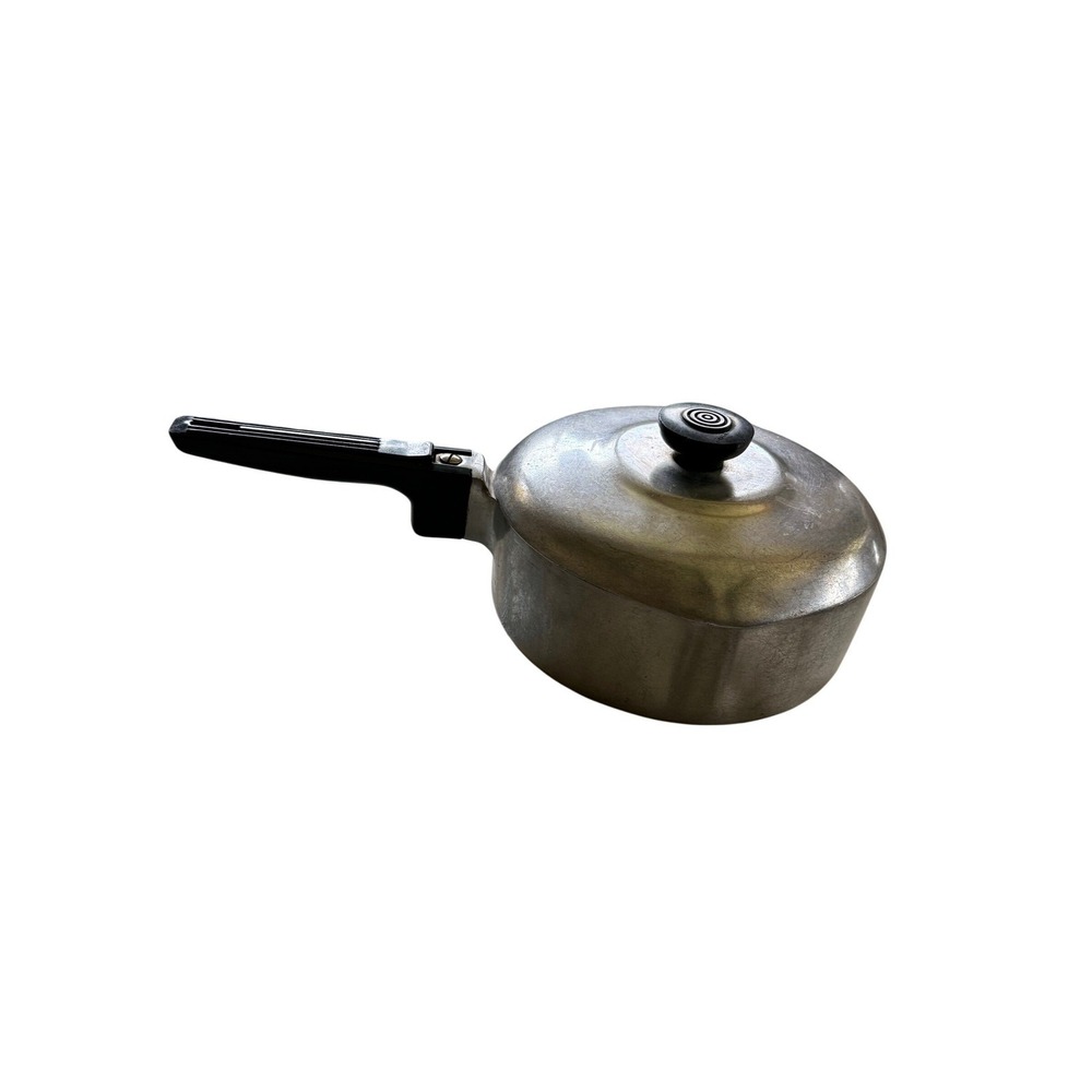 Wagner Ware Magnalite 4672P 2 Qt Saucepan with Lid Vintage Cast Aluminum Pot